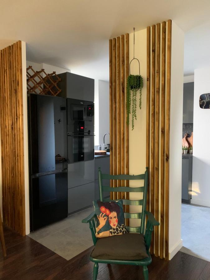 Metro Trocka Apartment Varšava Exteriér fotografie